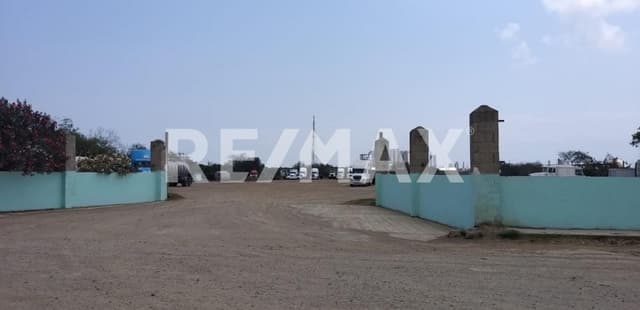 TERRENO INDUSTRIAL EN VENTA 