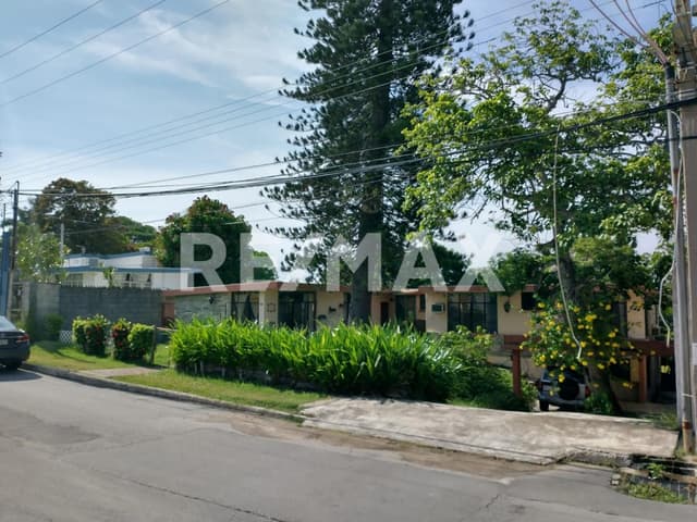 Casa en Venta, Col. Petrolera Tampico