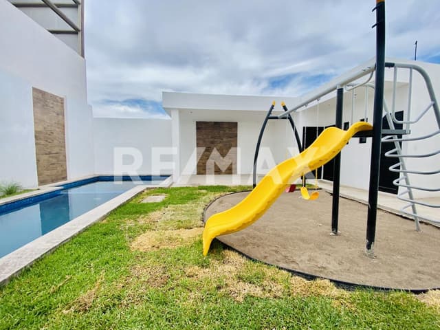 Casa en Venta "Modelo Toledo" en Villas del Renacimiento