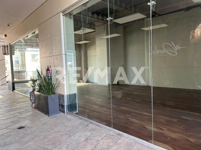 LOCAL COMERCIAL EN RENTA DE 170 M2, EN PASEO CHAPULTEPEC, TIJUANA