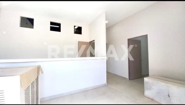 LOCAL EN RENTA EN SANTA MARÍA 