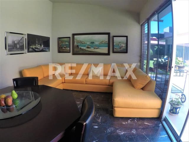 CASA EN VENTA ALAMEDA CELAYA