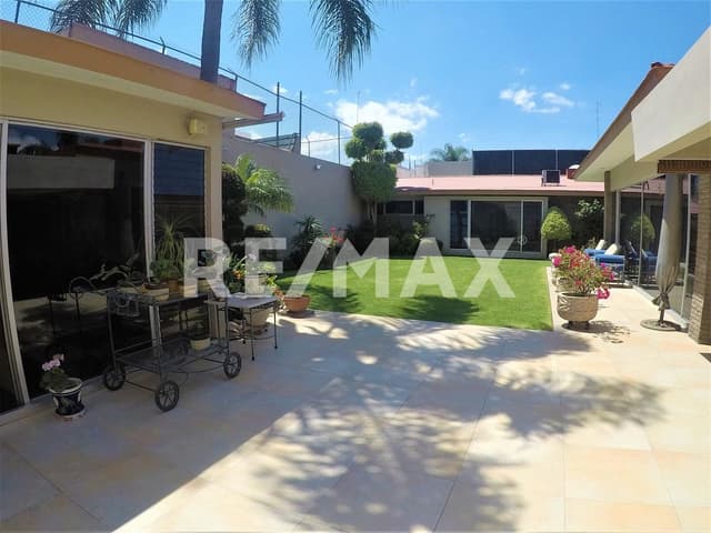 CASA EN VENTA ALAMEDA CELAYA