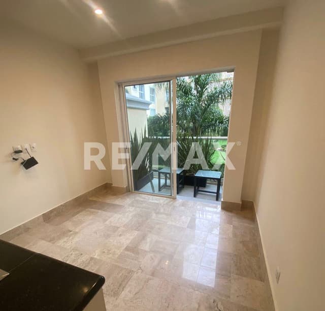 Departamento en Venta Palmetto 30 Bosque Real REMODELADO