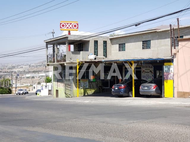 LOCALES COMERCIALES EN VENTA