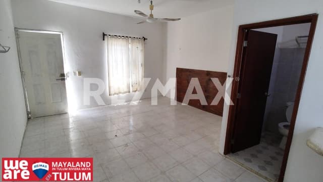 EN VENTA CASA CON 2 DEPARTAMENTOS BODEGA/LOCAL/COCHERA EN TULUM