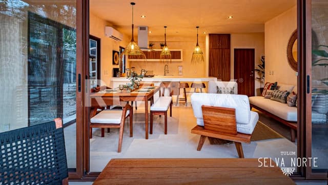 PH 404 KANISTE 2 R 2 B + roof privado