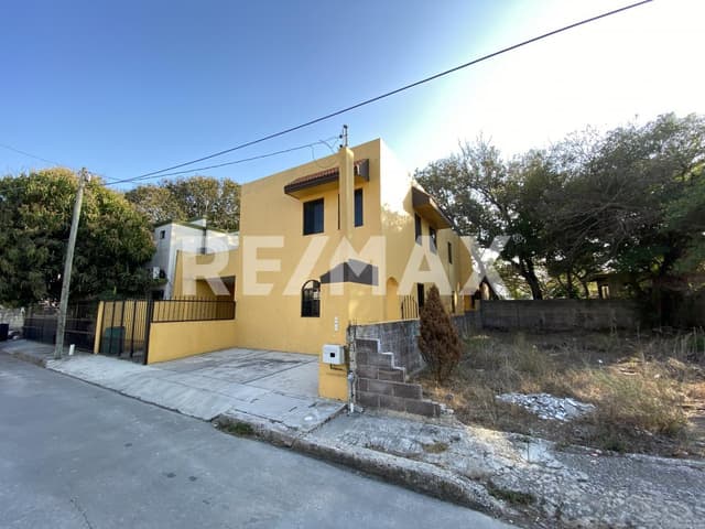 Casa en Venta - Del Valle, Ciudad Madero