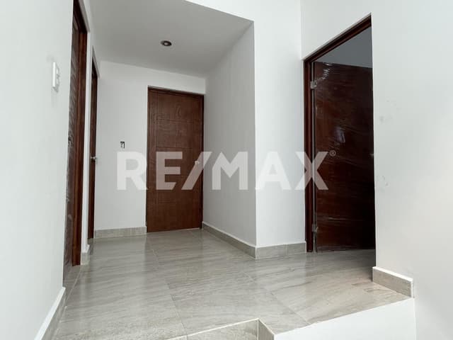 CASA EN VENTA EN LOS OLIVOS
