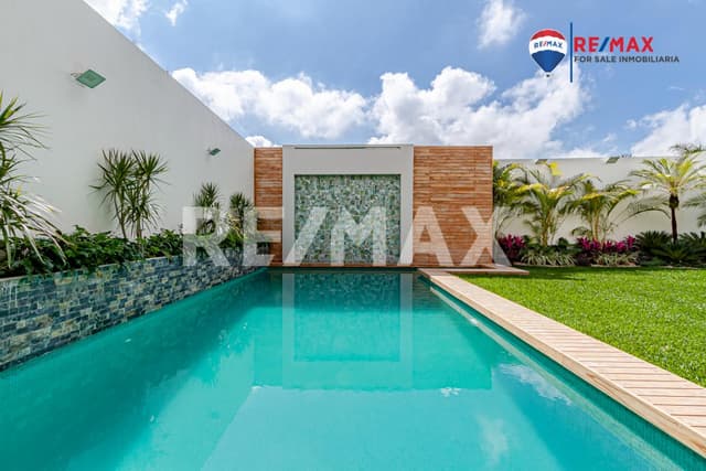 Venta de residencia en el Fracc. Real Tétela, Cuernavaca, Morelos...Clave 4088