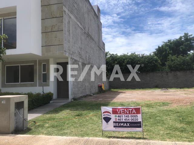 LOTES RESIDENCIALES EN VENTA HACIENDA LOS LAURELES CELAYA