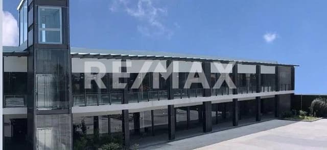 Locales en Renta sobre Av. Gobernadores, Metepec 
