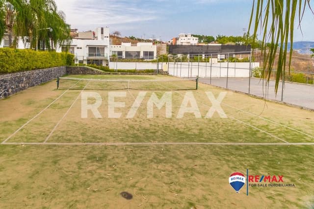 Pre-venta de casa en el Fracc. Burgos Corinto…Clave 4111