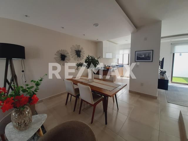 CASA EN VENTA EN ZIBATÁ