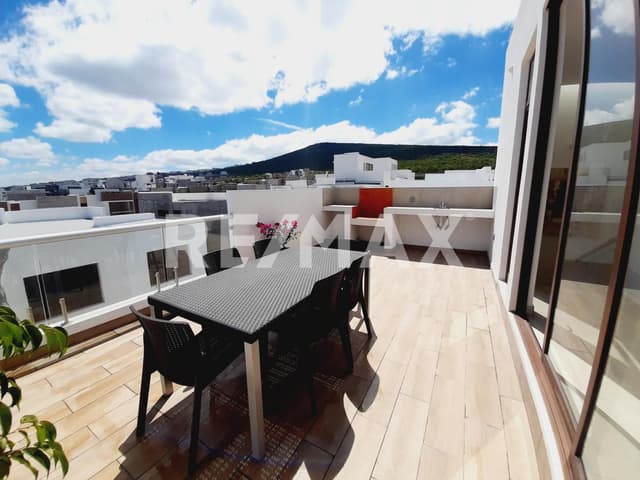 CASA EN VENTA EN ZIBATÁ