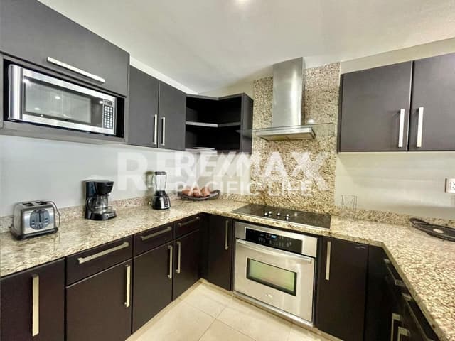 CONDOMINIO EN VENTA EN ESCONDIDO TOWERS