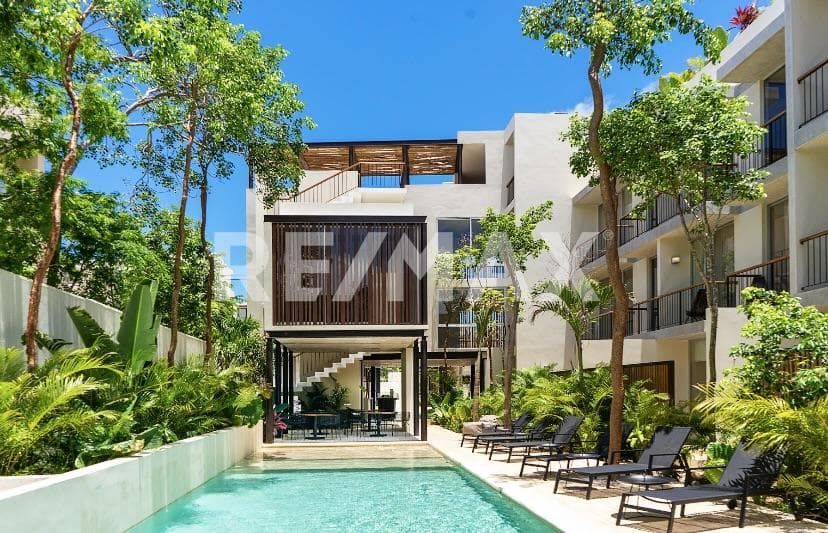FOR SALE ONE BEDROOM PENT HOUSE - PLUNGE POOL