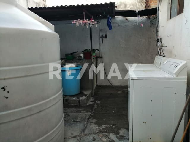 Venta de casa en zona centro