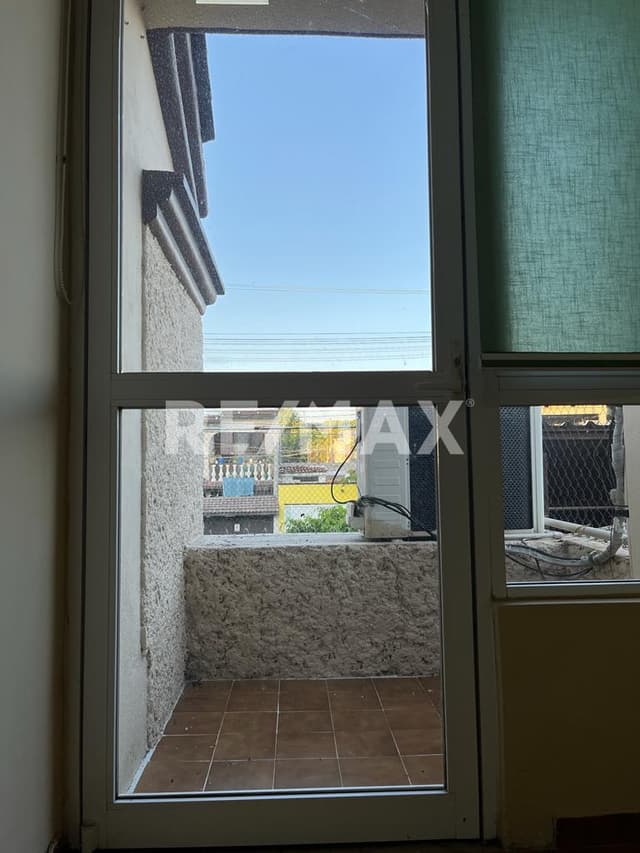 CASA EN VENTA JARDINES 3RA SECC CELAYA