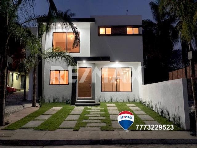 Venta de casa, Col. Lomas de la Selva, Cuernavaca…Clave 4149