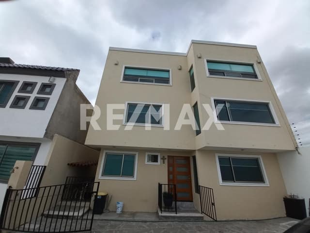 CASA EN VENTA, CACALOMACAN 