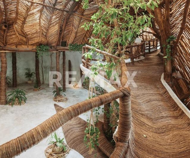 CASA DE LOS SUEÑOS 5 Br 5 Bths with guest room