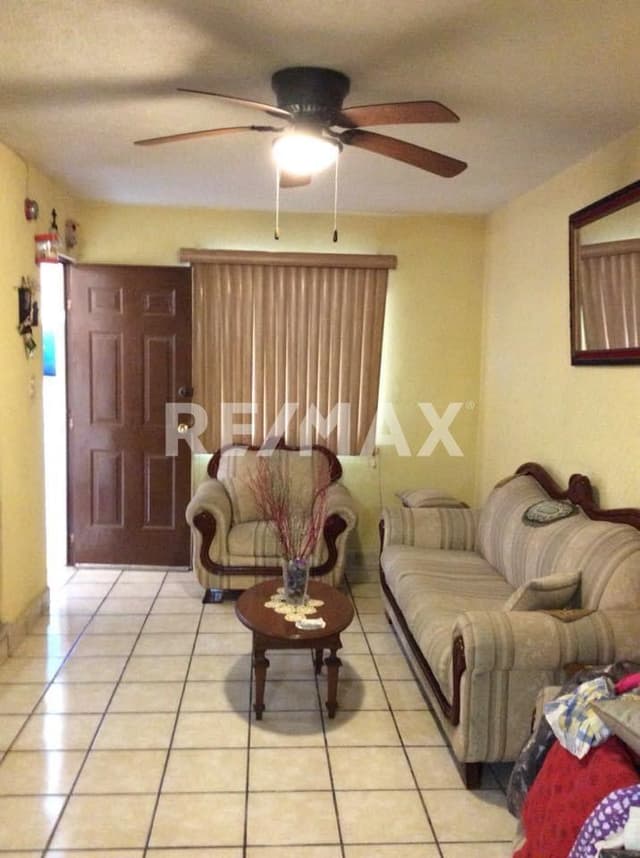 BONITA CASA EN VENTA