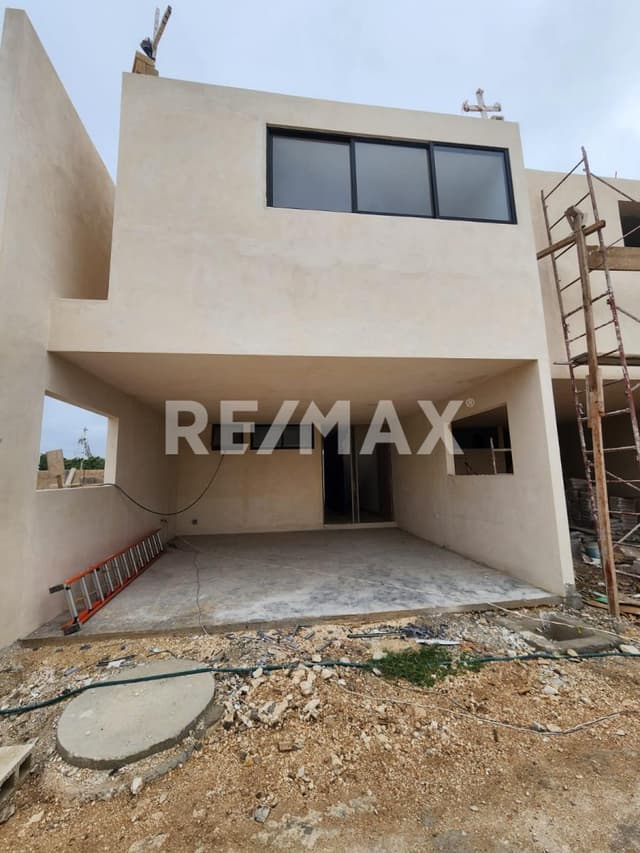 Dzitya 77 Townhouses de 3 recámaras con Piscina en preventa. Dzitya Yucatán