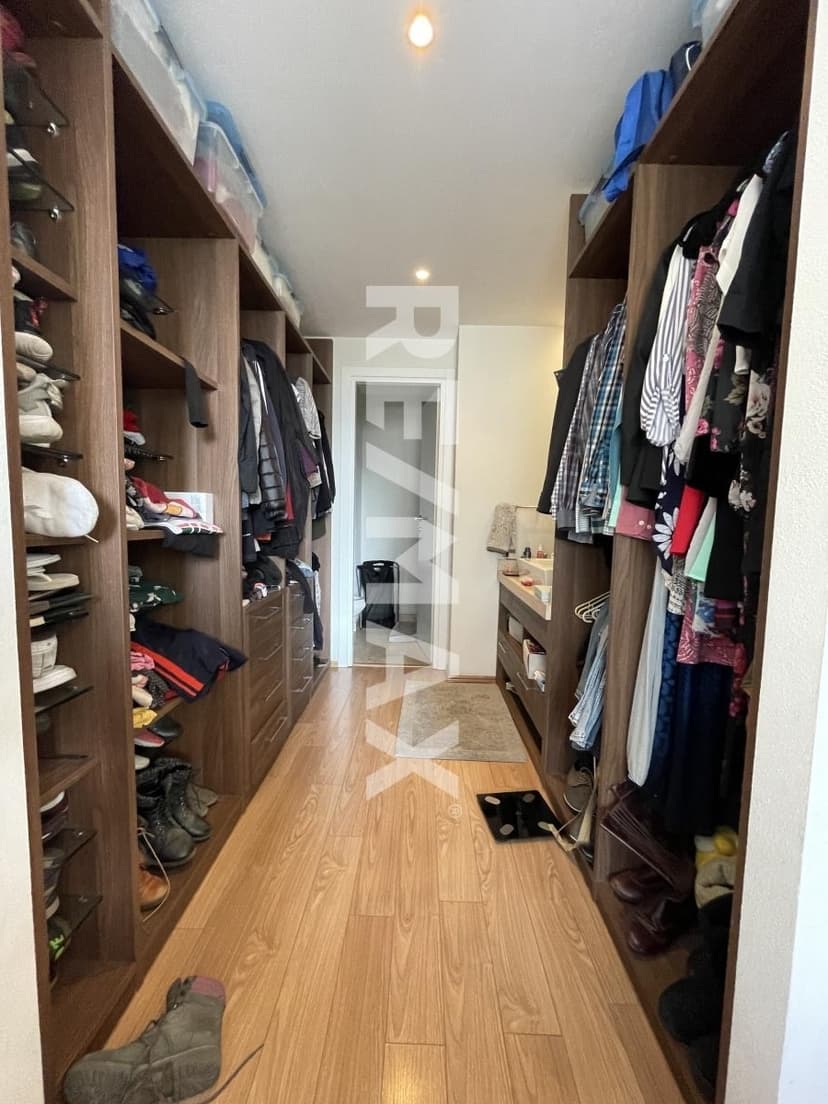 Gallery preview 3