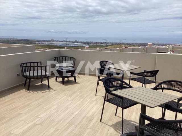 Residencia Nueva con Vista Panorámica al Mar