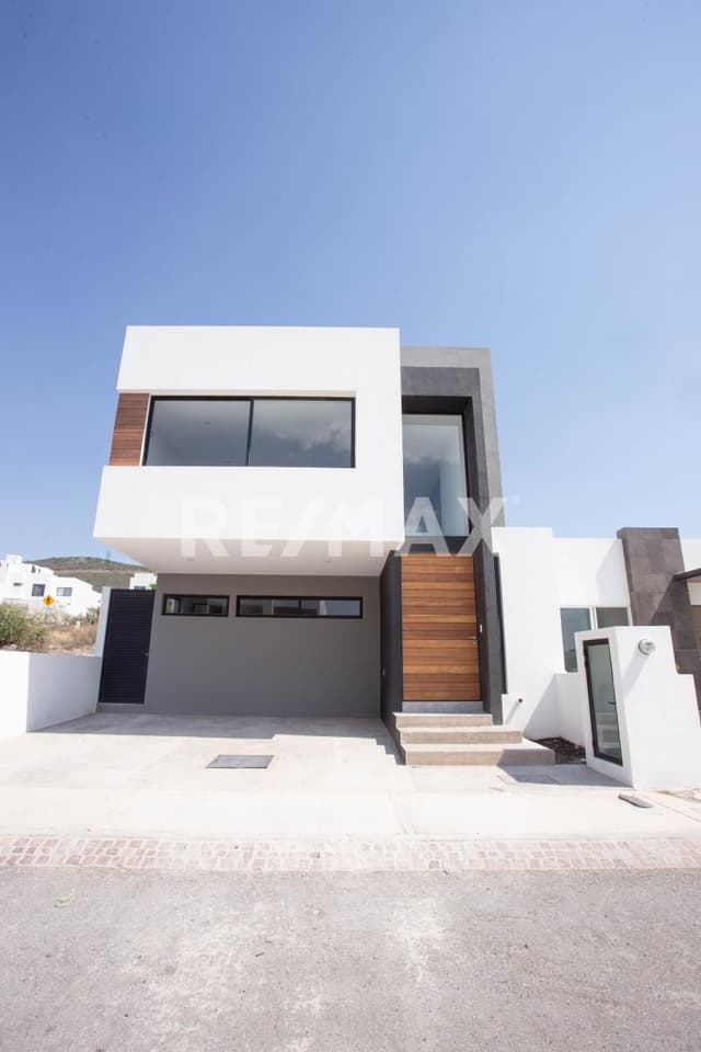 CASA EN VENTA TURQUESA 22.9 ZIBATA QUERETARO 