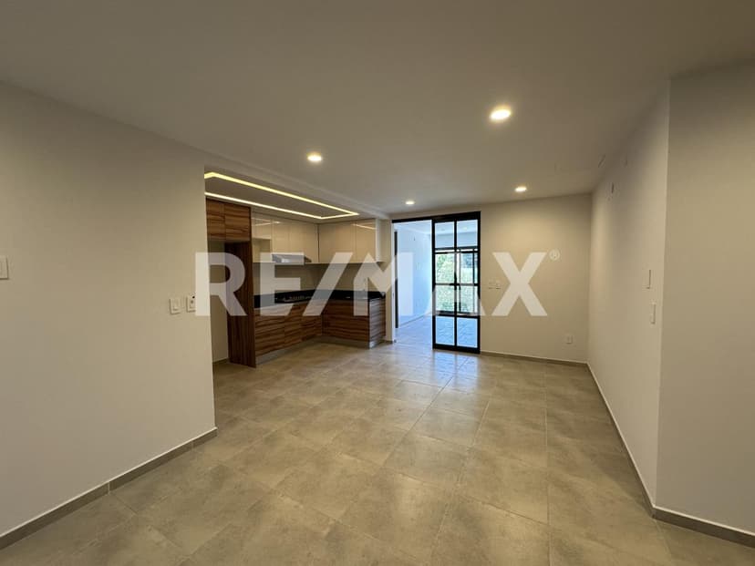 Gallery main