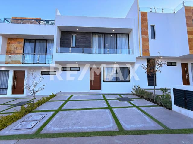CASA EN VENTA EN ZIBATÁ