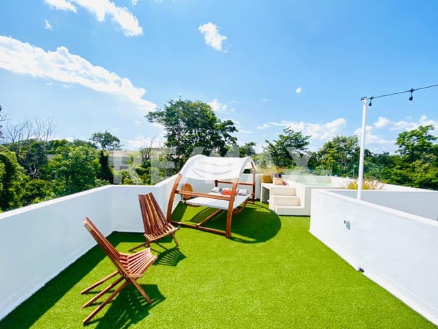 Casa de 5 Recamaras en Venta en La Veleta Tulum