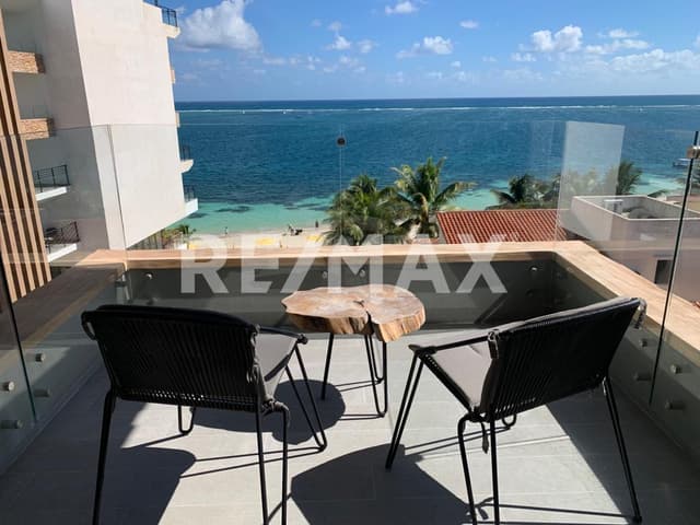 The Fives Puerto Morelos Condo de 2 Recamaras con Vistas al Mar en Venta