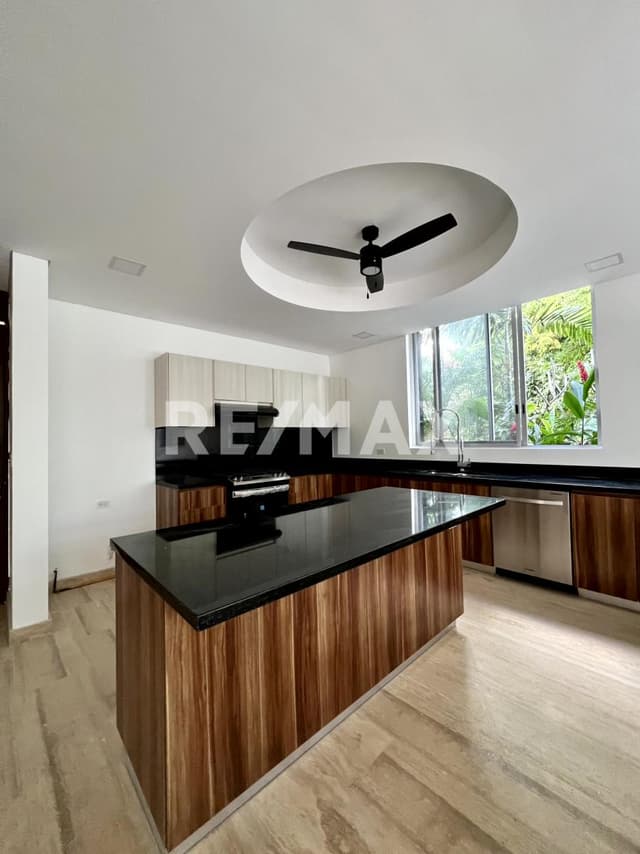 Casa en renta equipada NUUKAN Cholul