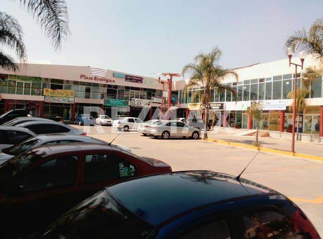 LOCALES EN RENTA EN PLANTA BAJA EN QUERETARO
