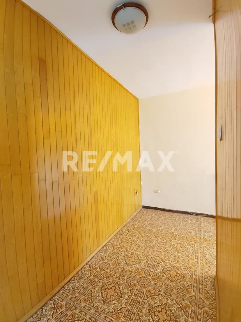 Casa en venta barrio Tierra blanca ideal para remodelación 