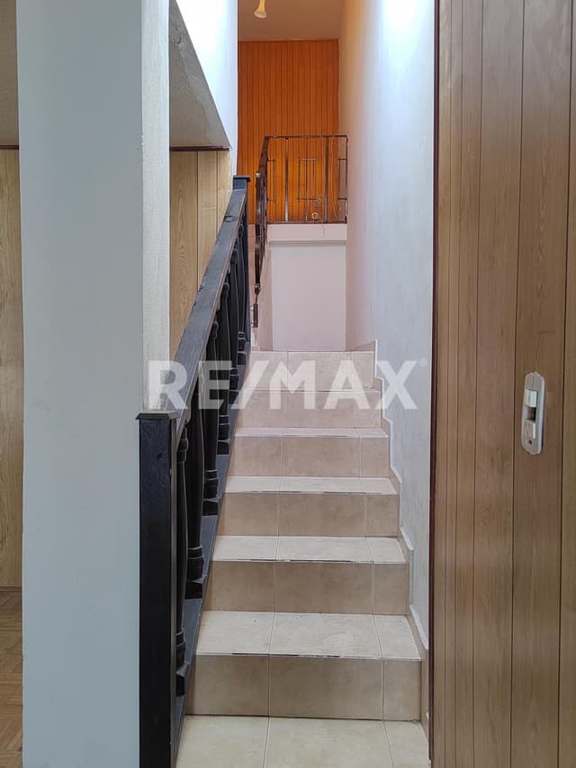 Casa en venta barrio Tierra blanca ideal para remodelación 