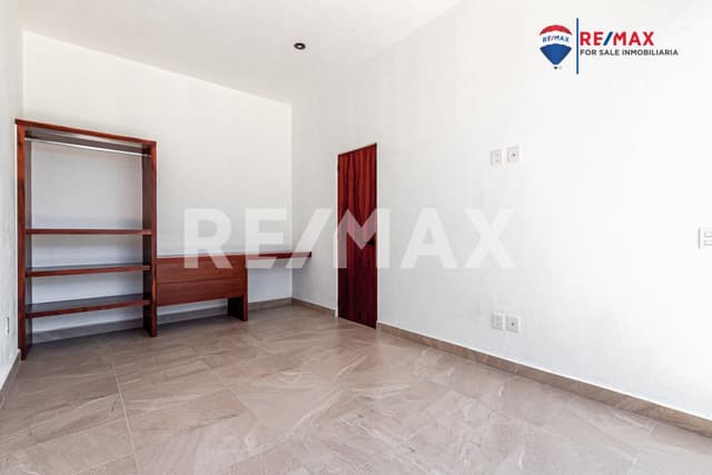 Venta de casa con Vista a Lago de Tequesquitengo, Morelos...Clave 4215