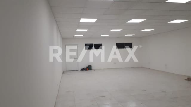 LOCALES COMERCIALES EN RENTA PLANTA ALTA 70 y 86 m2