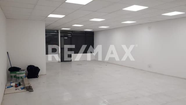 LOCALES COMERCIALES EN RENTA PLANTA ALTA 70 y 86 m2