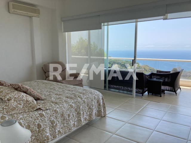 Venta de departamento en condominio Punta Brisa 