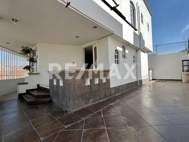 Casa en Venta en Lomas de Vista Hermosa, Col. Santiago Tlacotepec, Toluca