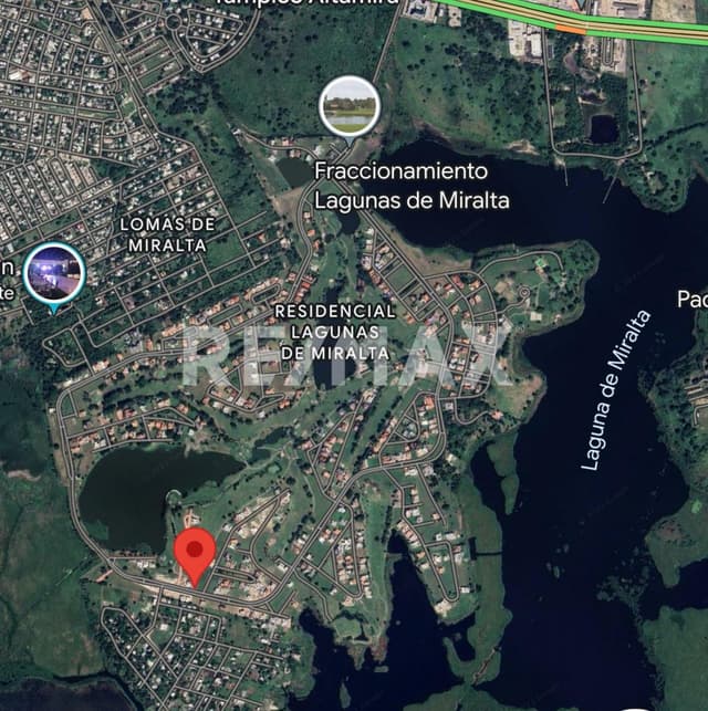 Amplio Terreno con vista al Campo de Golf