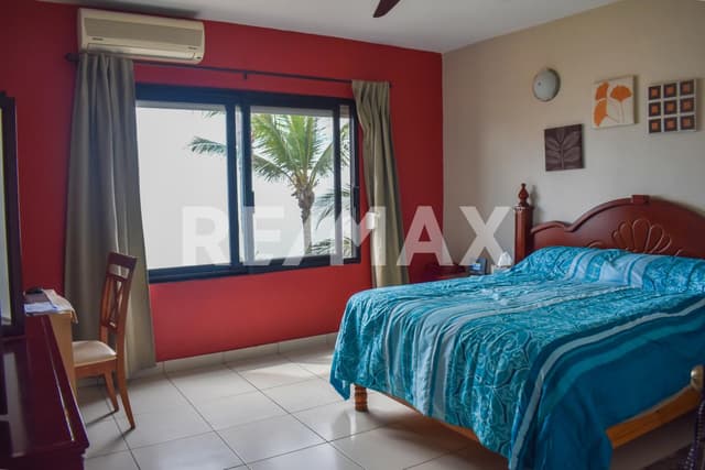 OCEAN VIEW CONDO IN MALECON