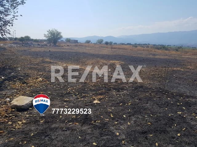 Venta de terreno ideal para desarrollo, por Jardines de México...Clave 4233