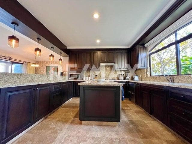 Hermitage 29 - MLS#23-1297