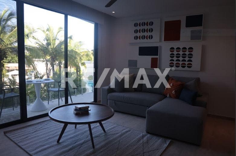 1 BR APARTMENT
