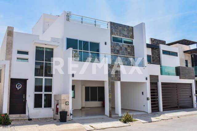 CASA EN VENTA ESTE DE MAZATLAN, REAL DEL VALLE